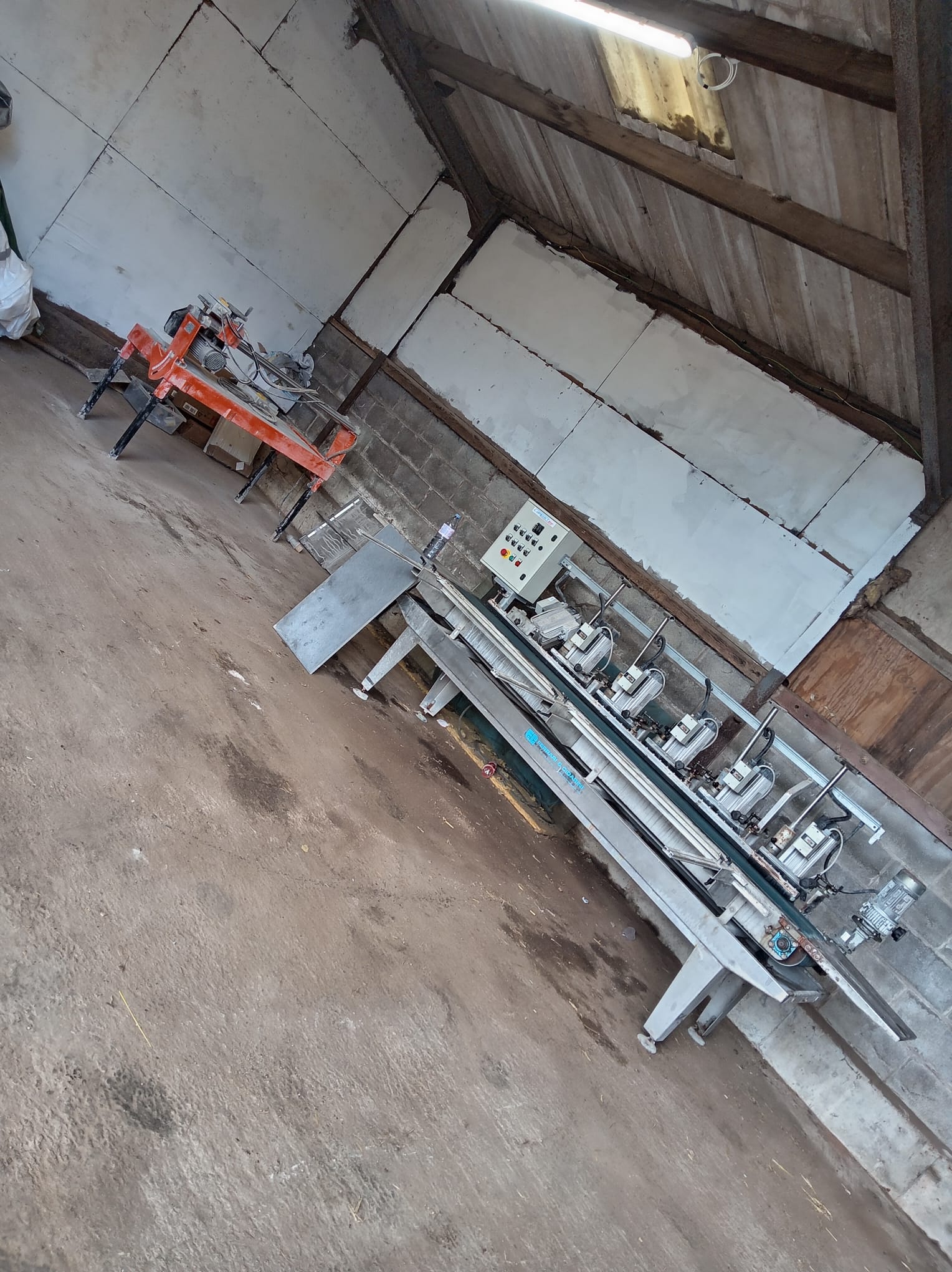 The SCL workshop with wetsaws and the bullnose machine line in Acton Bridge
